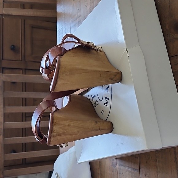 Steve Madden - Picture 3 of 3